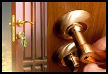 Golden Locksmith Services Moorestown, NJ 856-437-3702 logo-image - abt-res-01